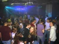 Vier Partys in einer Nacht