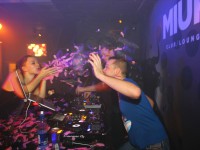Vier Partys in einer Nacht