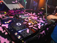Vier Partys in einer Nacht