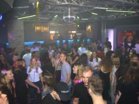 Vier Partys in einer Nacht