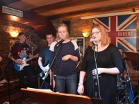 Karach-O-ke live