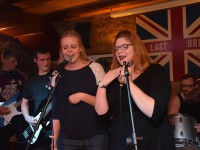 Karach-O-ke live