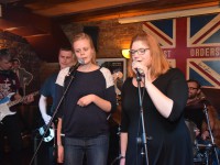 Karach-O-ke live