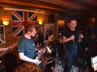 Karach-O-ke live