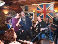Karach-O-ke live