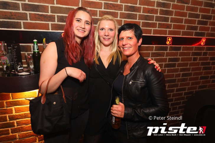SATURDAY CLUBBING