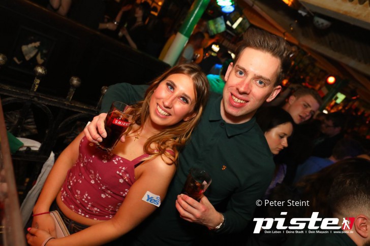 XXL SEMESTER OPENING PARTY