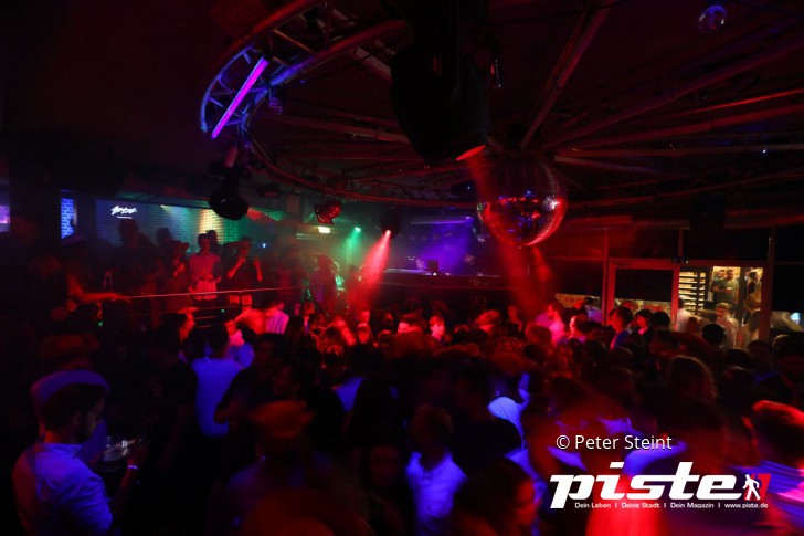 XXL SEMESTER OPENING PARTY