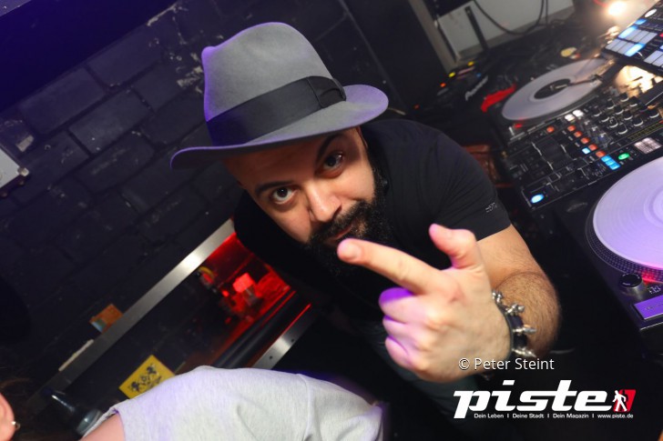 XXL SEMESTER OPENING PARTY