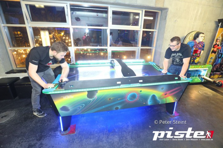 XXL SEMESTER OPENING PARTY