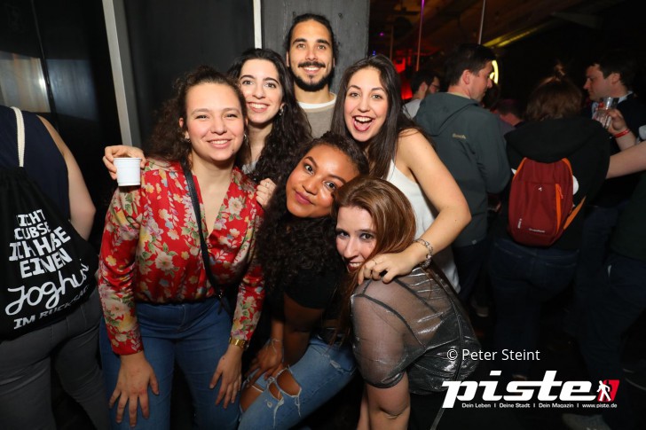 XXL SEMESTER OPENING PARTY