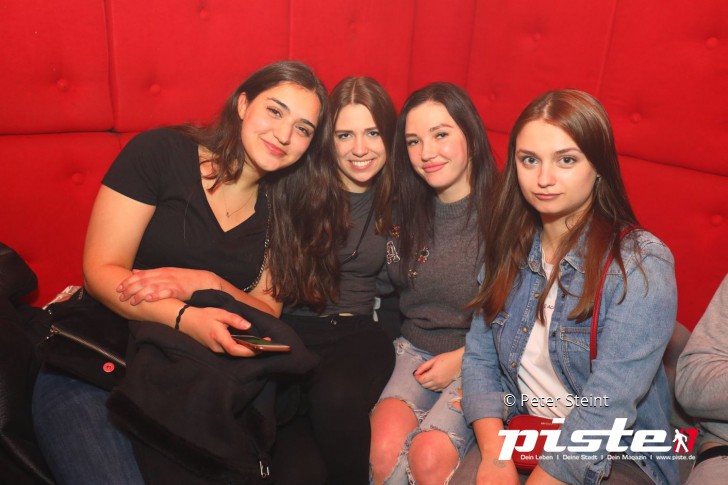 XXL SEMESTER OPENING PARTY