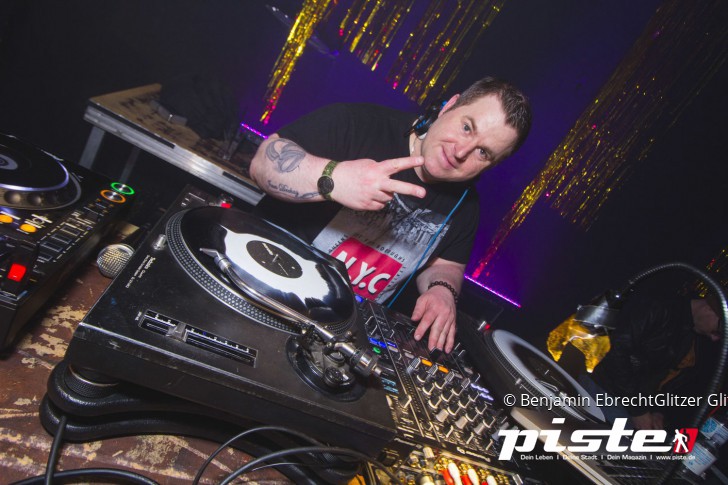 GLITZER GLITZER PARTY