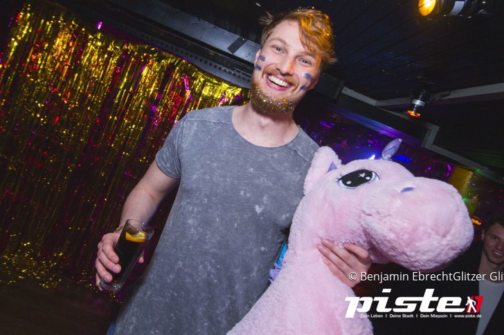 GLITZER GLITZER PARTY