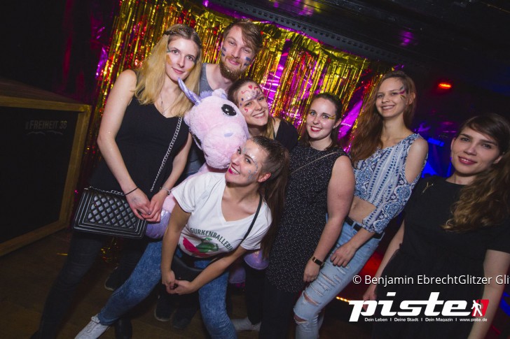 GLITZER GLITZER PARTY