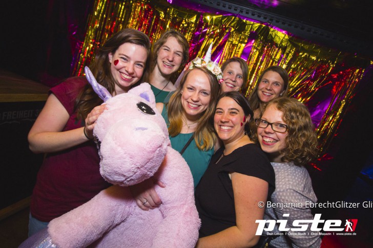 GLITZER GLITZER PARTY