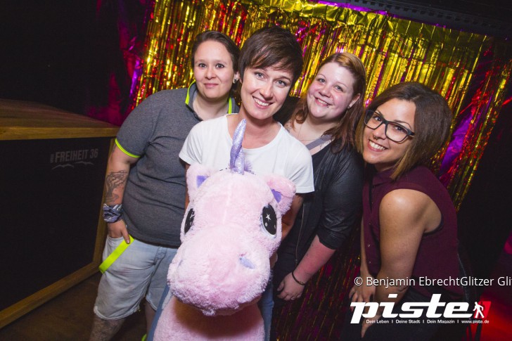 GLITZER GLITZER PARTY