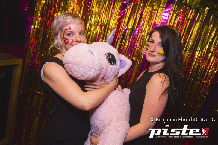 GLITZER GLITZER PARTY