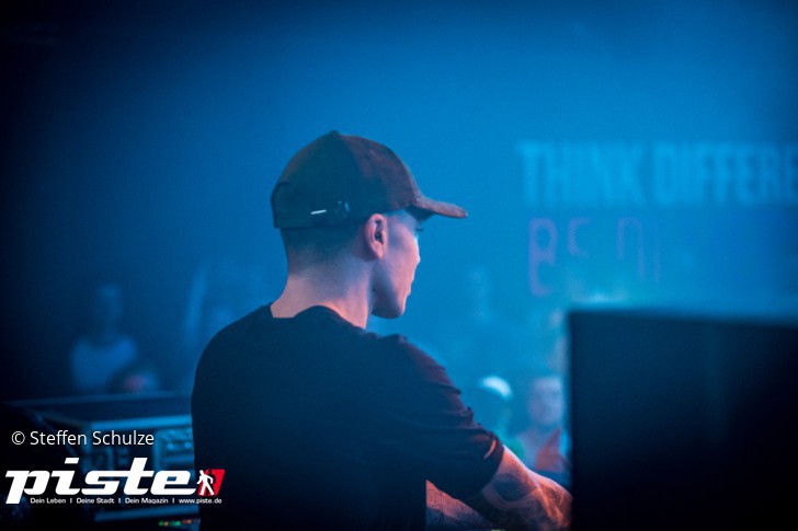 Headhunterz
