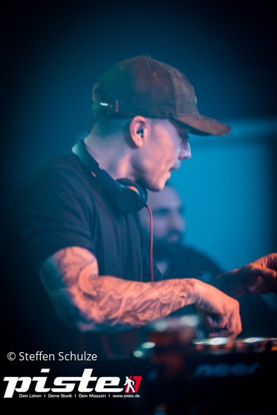 Headhunterz