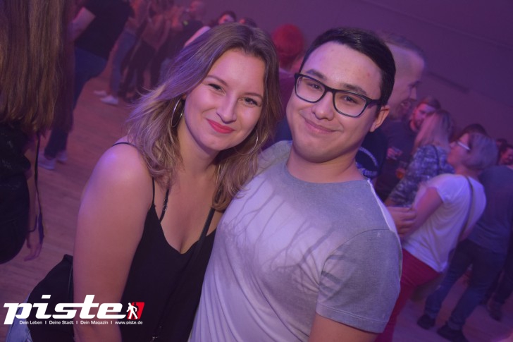VENGA VENGA - Die 90er & 2000er Party