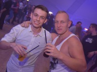 VENGA VENGA - Die 90er & 2000er Party