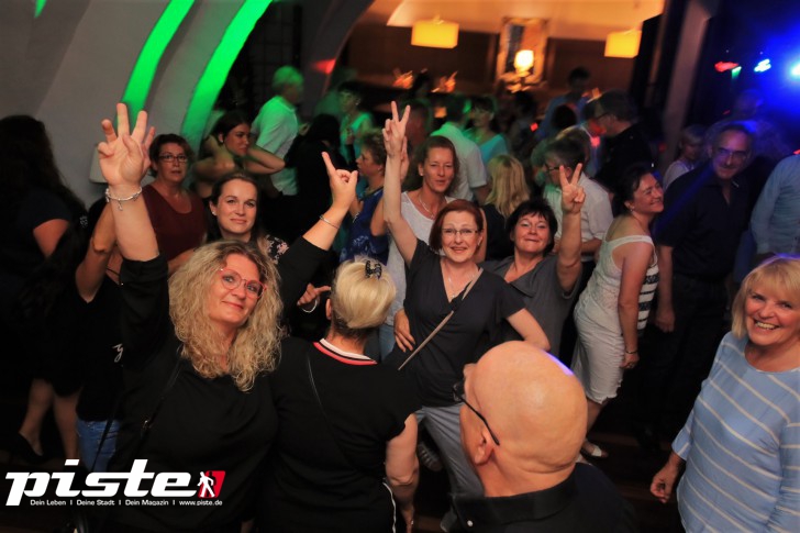 Ü40 Party