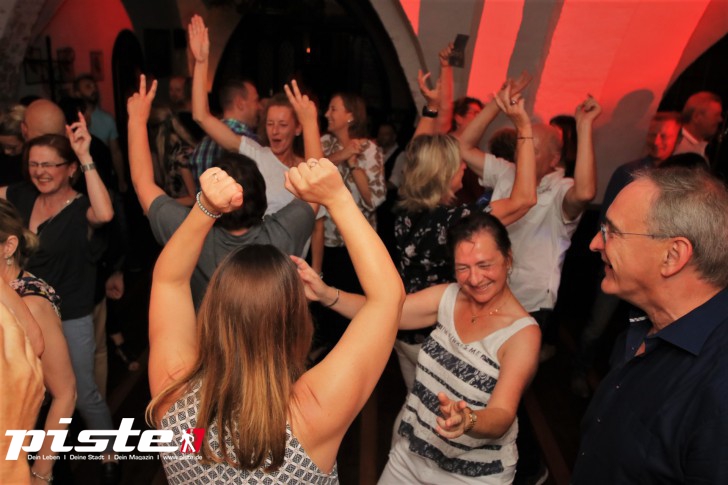 Ü40 Party