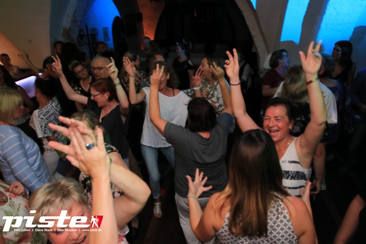 Ü40 Party