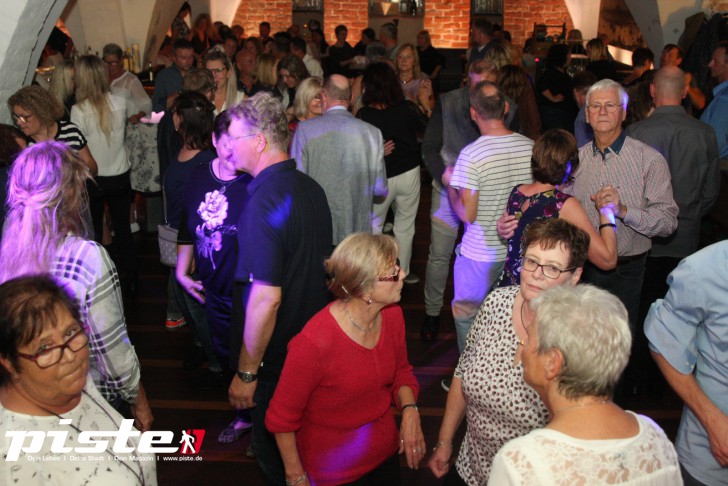 Ü40 Party