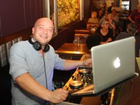 Ü40 Party