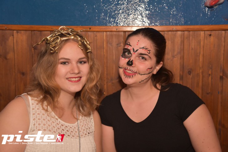 Halloween Queer Night