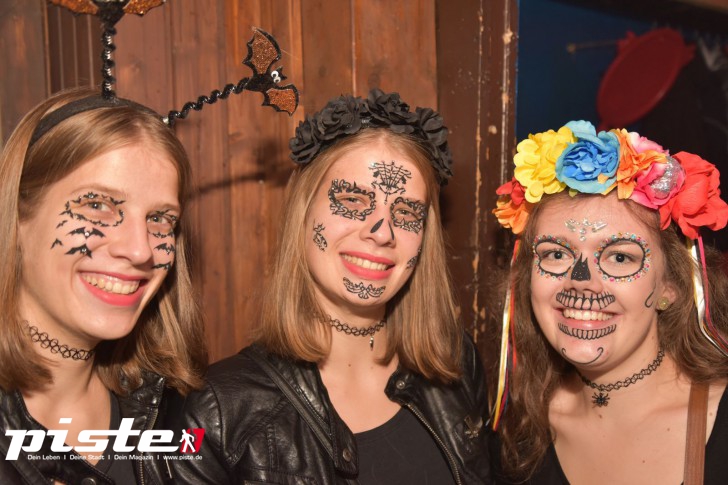 Halloween Queer Night