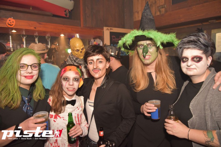Halloween Queer Night