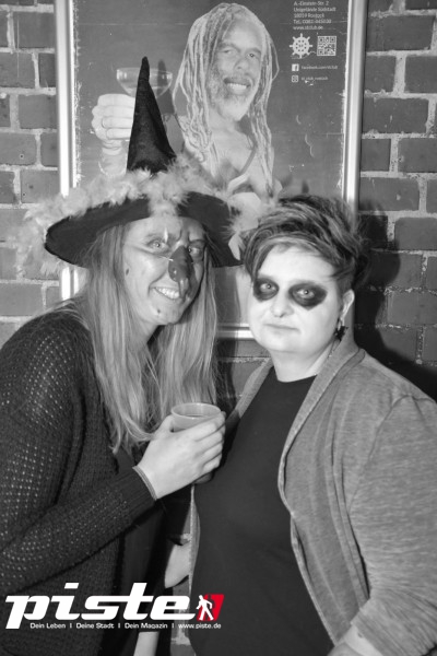 Halloween Queer Night