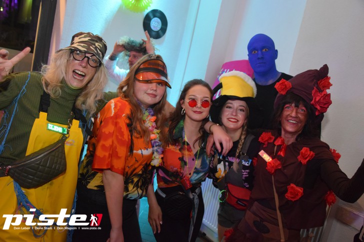 Schrille Schlagerparty