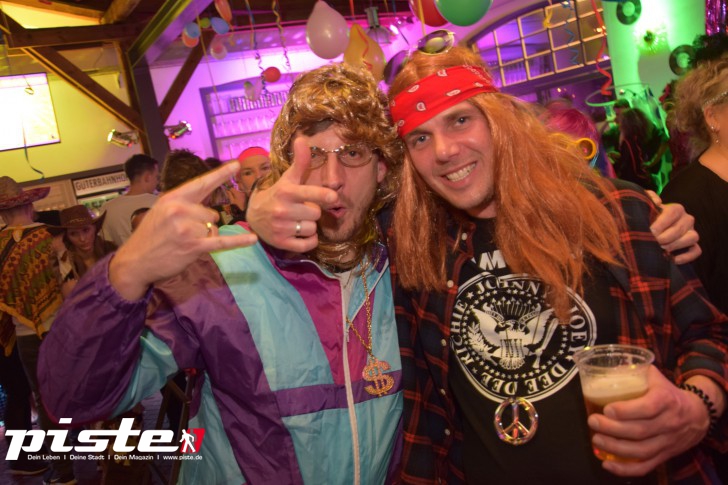 Schrille Schlagerparty