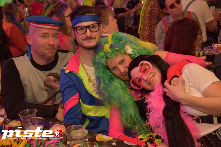 Schrille Schlagerparty