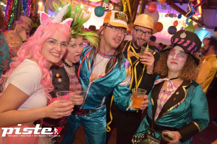 Schrille Schlagerparty