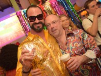 Schrille Schlagerparty