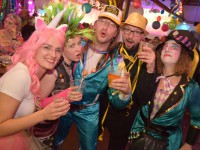 Schrille Schlagerparty