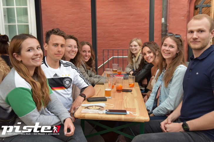 Keller Biergarten