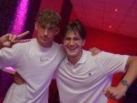 Anstandslos & Durchgeknallt