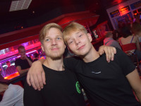 Anstandslos & Durchgeknallt
