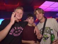 Anstandslos & Durchgeknallt