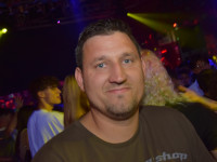 Anstandslos & Durchgeknallt