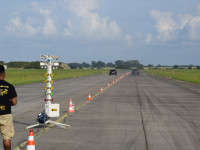 Race & Fly by Pelle
