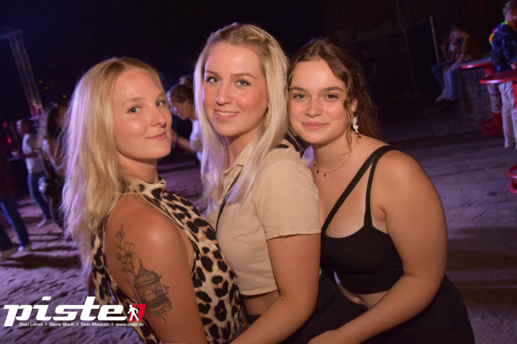 Beach Festival Pt. 2