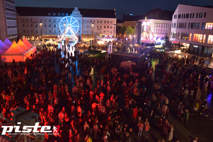 Vier-Tore-Fest: Ella Endlich