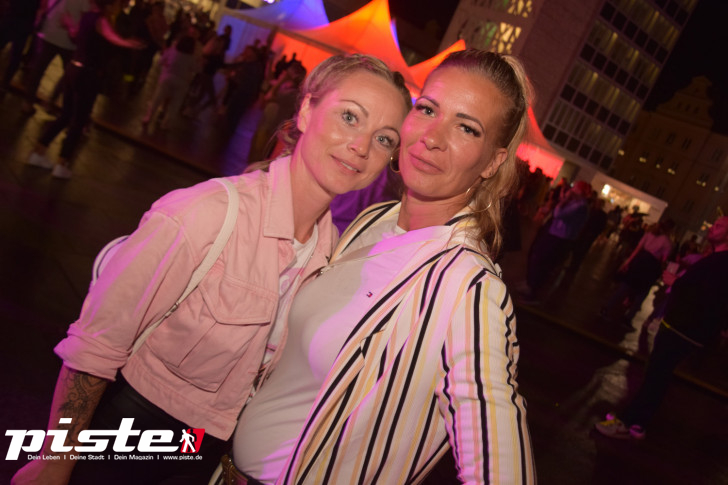 Vier-Tore-Fest: Ella Endlich